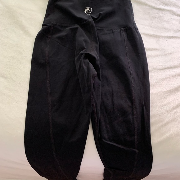 Alphalete Black Leggings - Picture 1 of 2